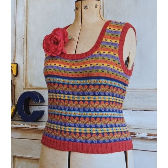 25 Beaded Knits Pattern Book - Picture 3 of 7